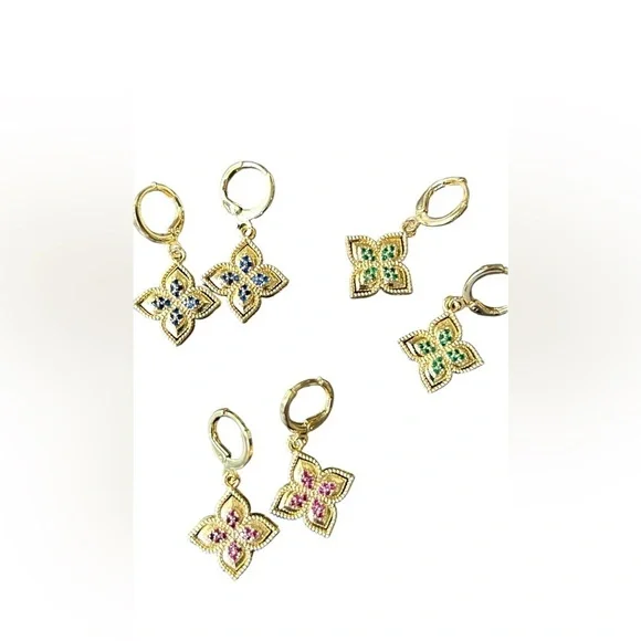 New Yellow Gold Hoop Earrings - Picture 4 of 4